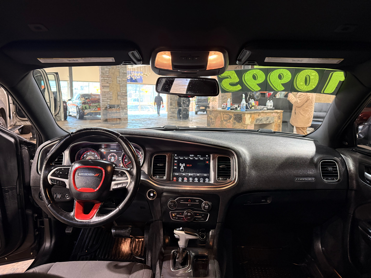 Dodge Charger SXT RWD 2017