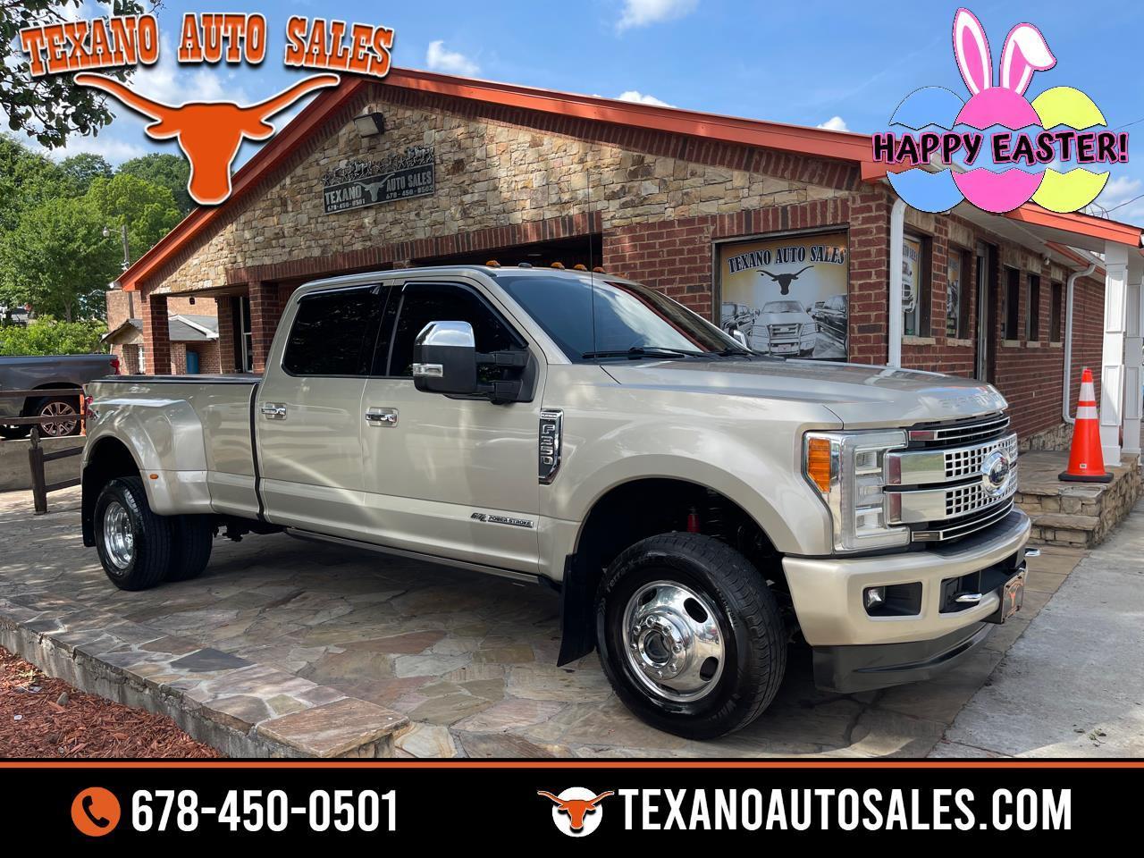 2017 Ford Super Duty F-350 DRW Platinum 4WD Crew Cab 8' Box