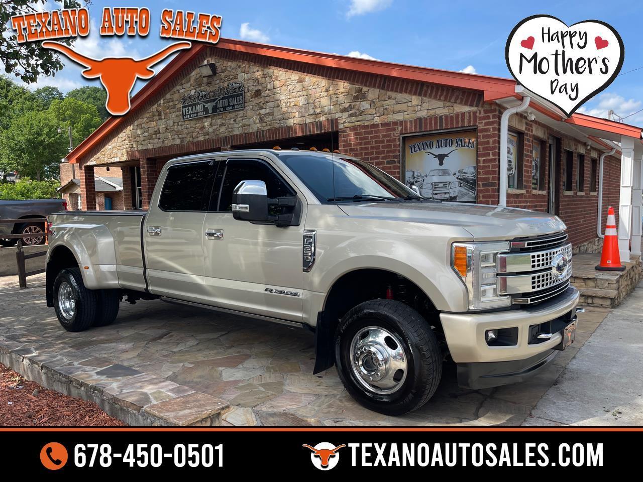 2017 Ford Super Duty F-350 DRW Platinum 4WD Crew Cab 8' Box