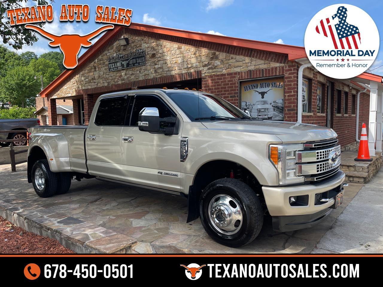 2017 Ford Super Duty F-350 DRW Platinum 4WD Crew Cab 8' Box