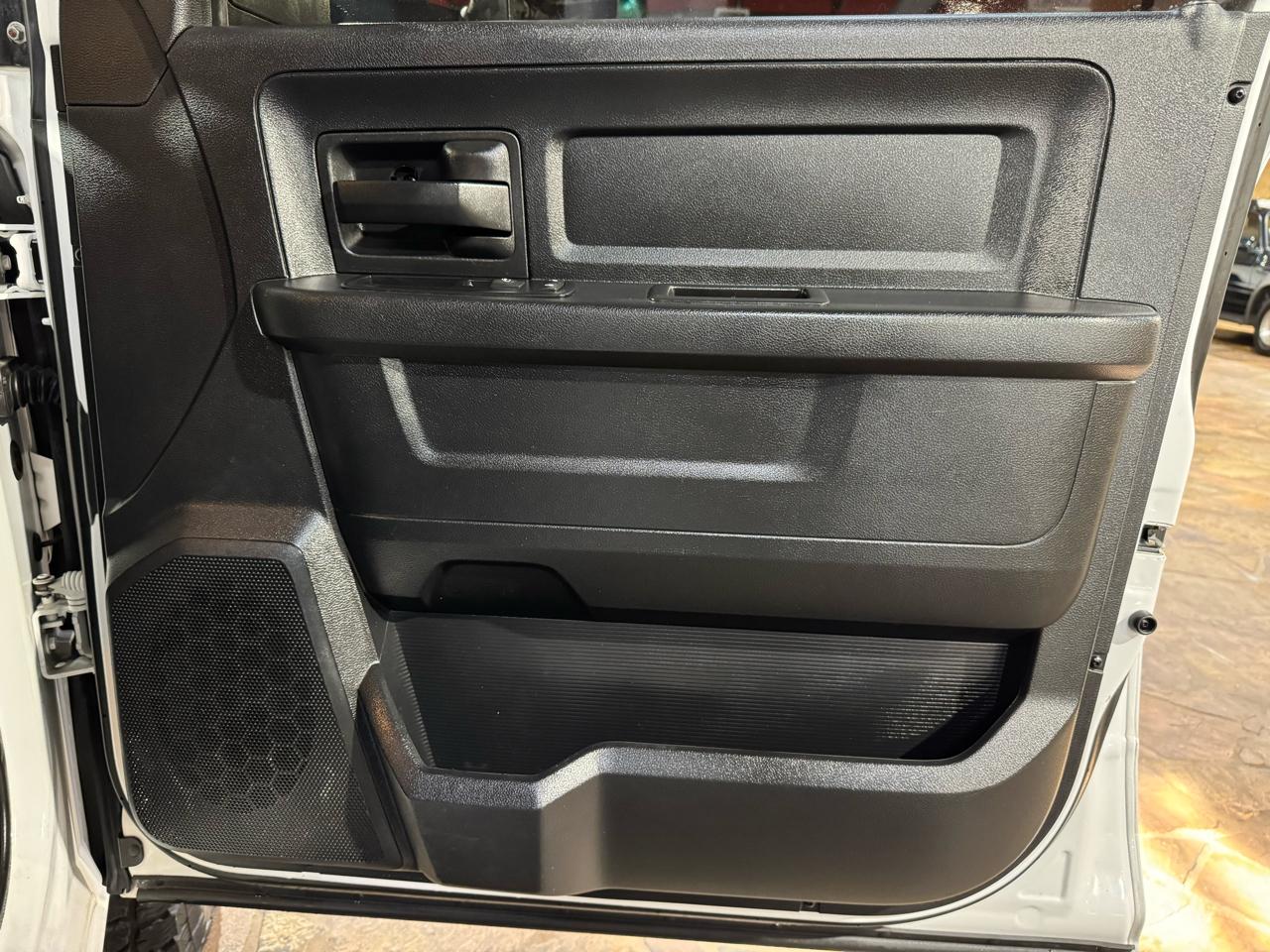 RAM 2500 4WD Crew Cab 169" Tradesman 2015