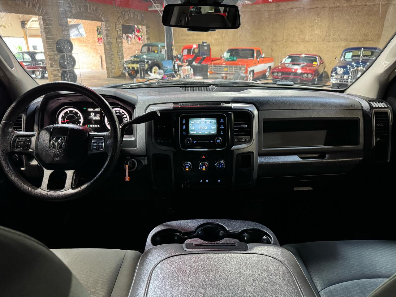 RAM 2500 4WD Crew Cab 169" Tradesman 2015