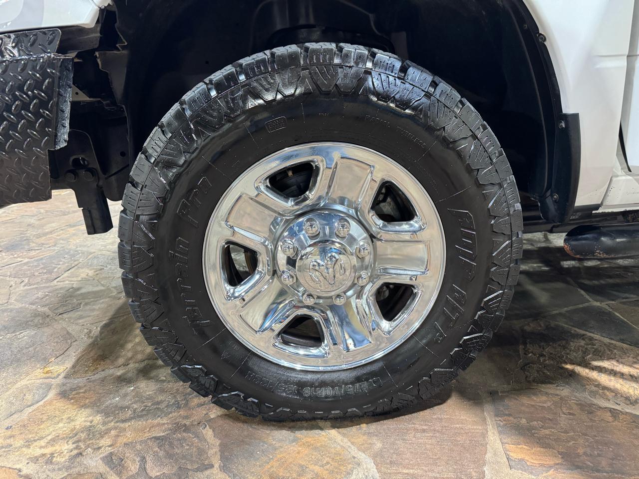 RAM 2500 4WD Crew Cab 169" Tradesman 2015