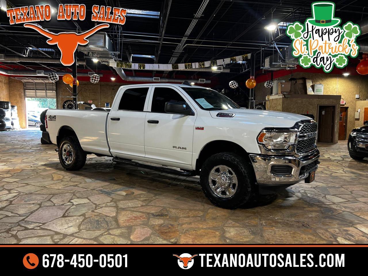 RAM 2500 Tradesman 4x4 Crew Cab 8' Box 2019
