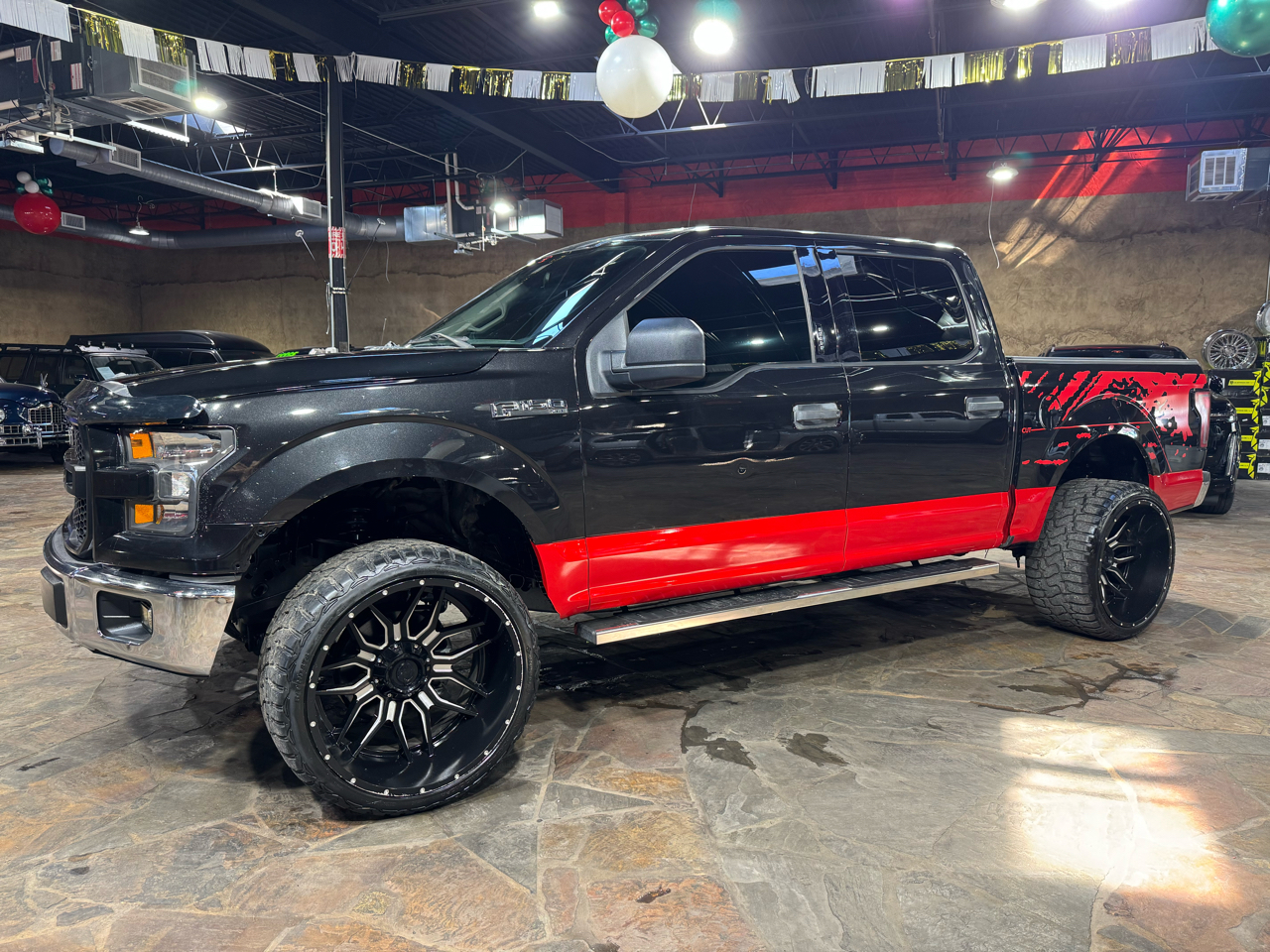 Ford F-150 2WD SuperCrew 145" XLT 2015