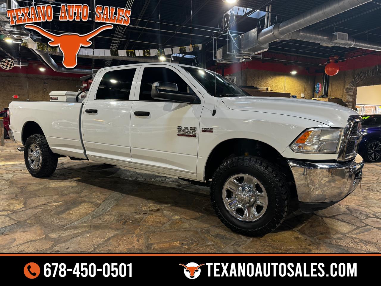 2018 RAM 2500 Tradesman 4x4 Crew Cab 8' Box