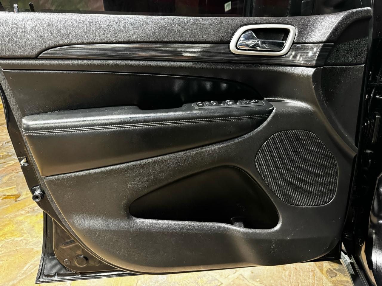 Jeep Grand Cherokee Laredo E 4x2 2020