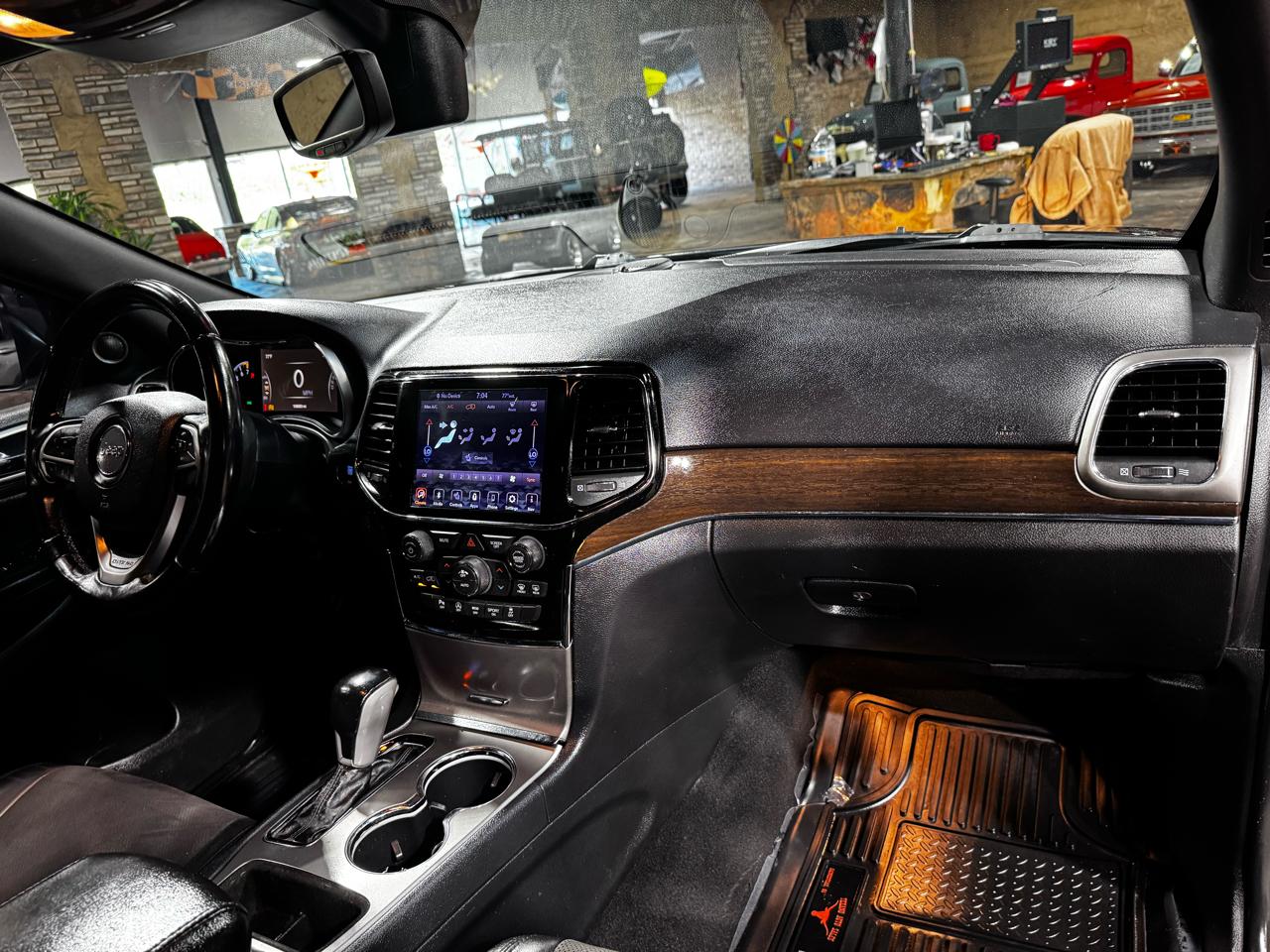 Jeep Grand Cherokee Laredo E 4x2 2020