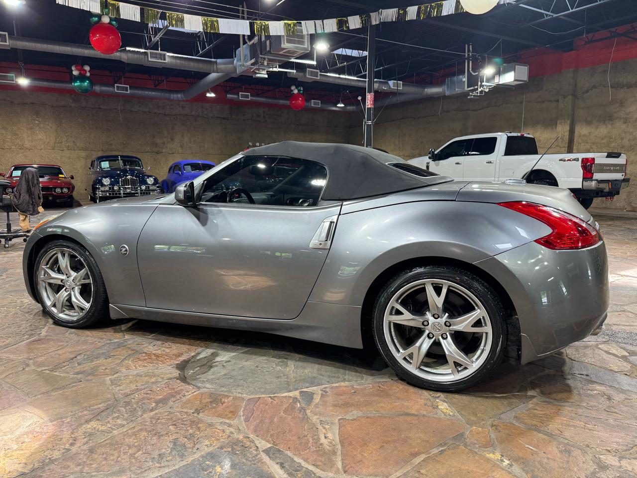 Nissan 370Z 2dr Roadster Auto Touring 2012