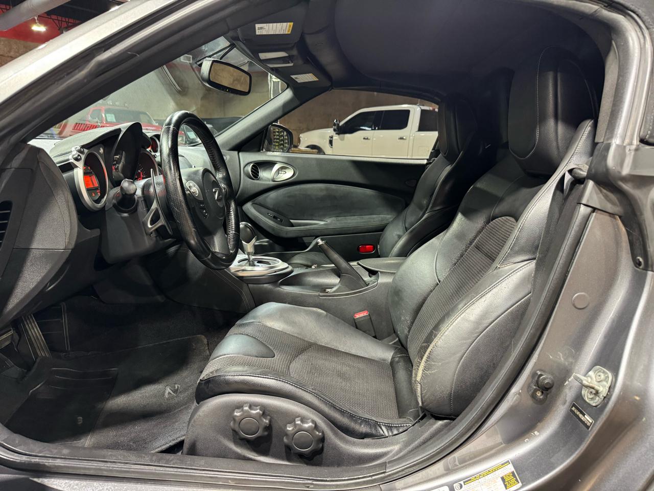 Nissan 370Z 2dr Roadster Auto Touring 2012