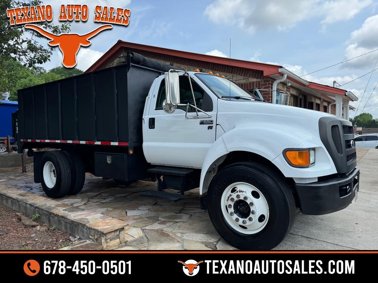 2015 Ford Super Duty F-650 Straight Frame Gas Reg Cab XLT