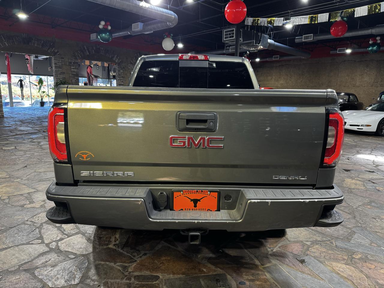 GMC Sierra 1500 4WD Crew Cab 143.5" Denali 2018