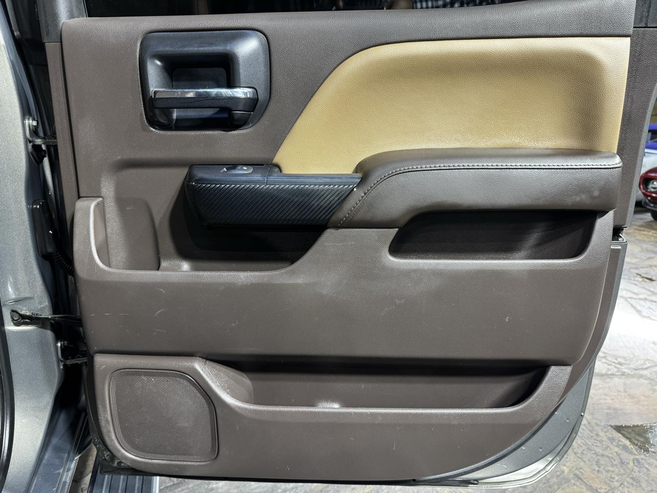GMC Sierra 1500 4WD Crew Cab 143.5" Denali 2018