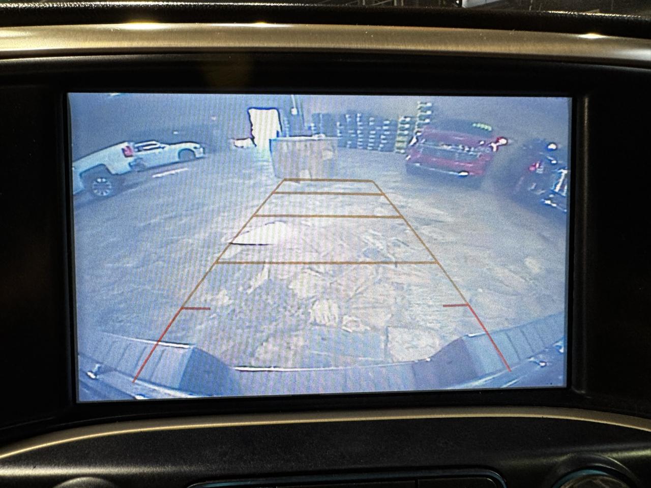 GMC Sierra 1500 4WD Crew Cab 143.5" Denali 2018