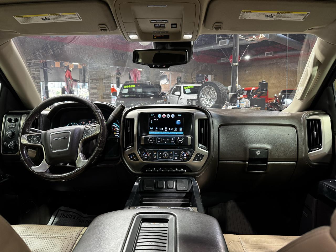 GMC Sierra 1500 4WD Crew Cab 143.5" Denali 2018