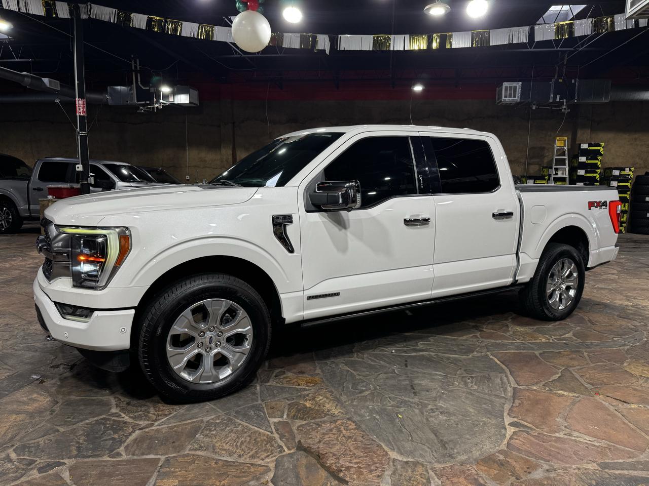 Ford F-150 4WD SuperCrew 145" Platinum 2021