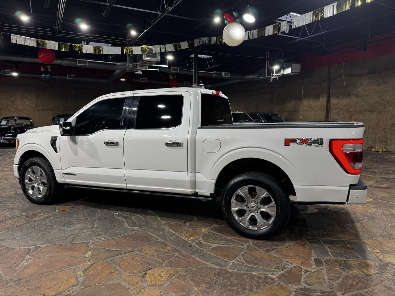 Ford F-150 4WD SuperCrew 145" Platinum 2021