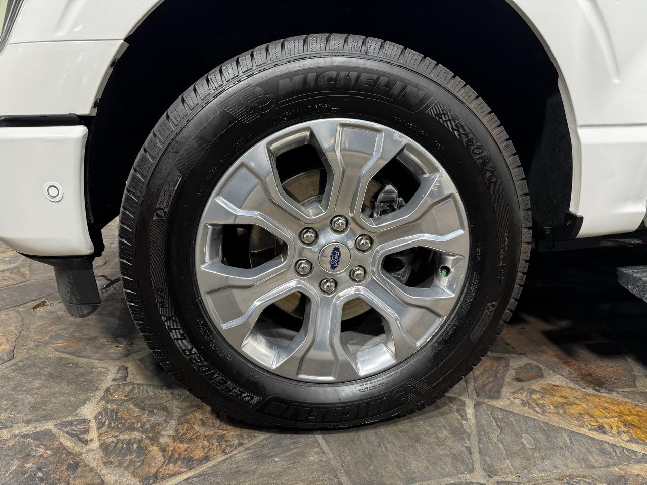 Ford F-150 4WD SuperCrew 145" Platinum 2021
