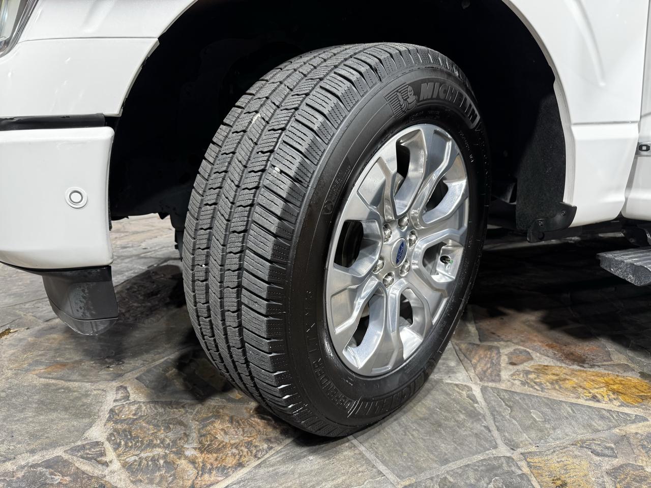 Ford F-150 4WD SuperCrew 145" Platinum 2021