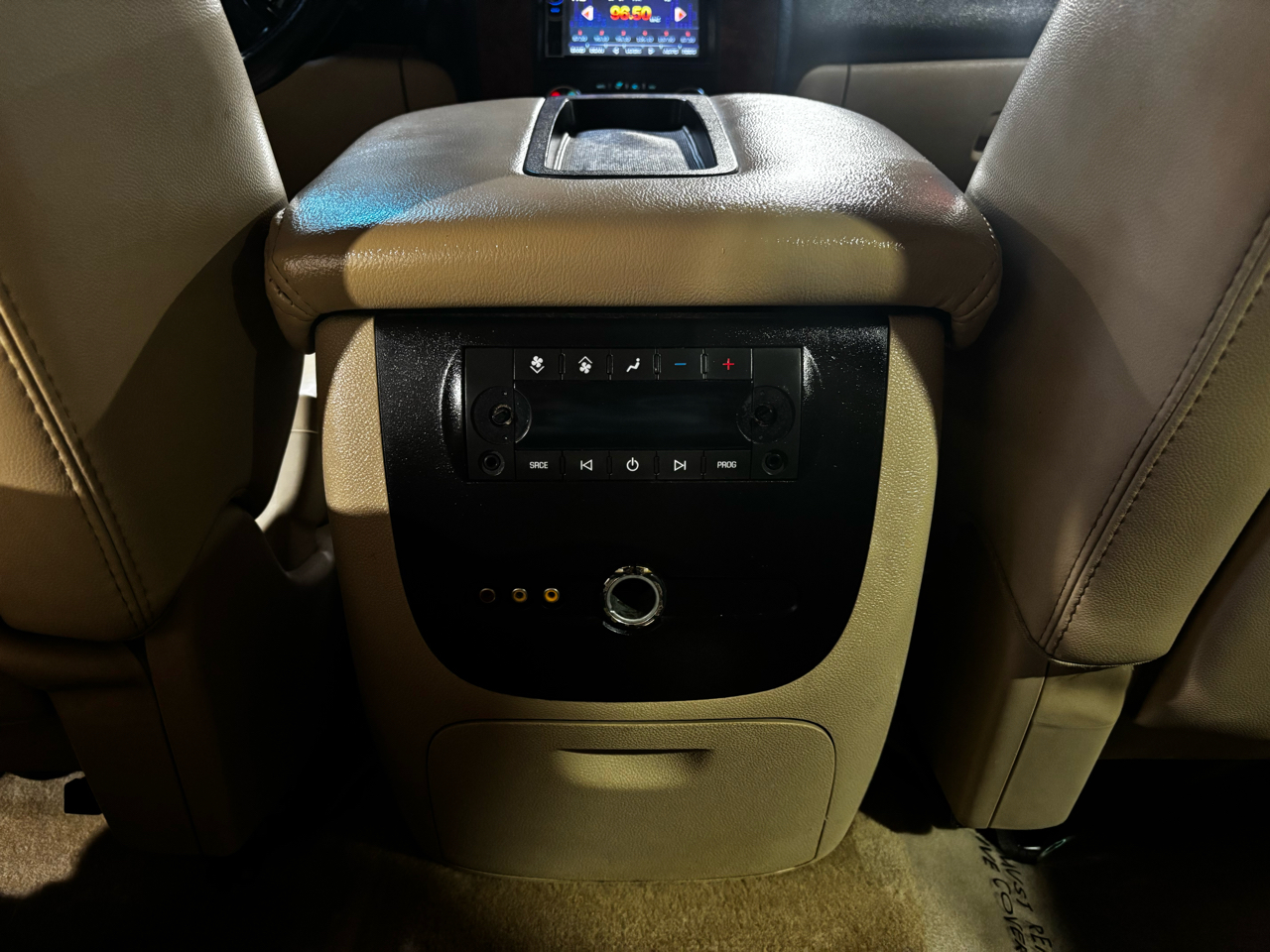 Chevrolet Tahoe 2WD 4dr 1500 LT 2007