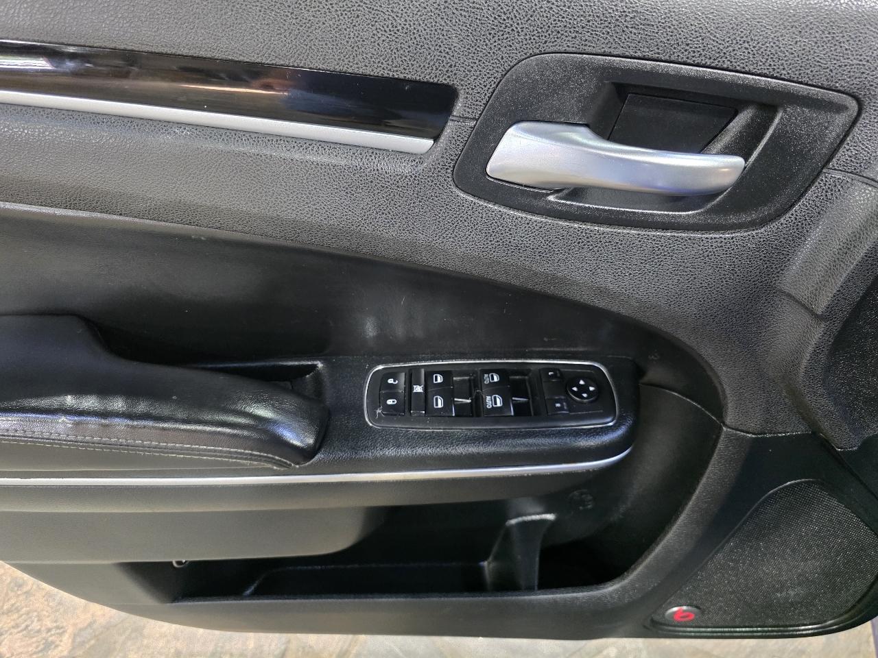 Chrysler 300 300S RWD 2018