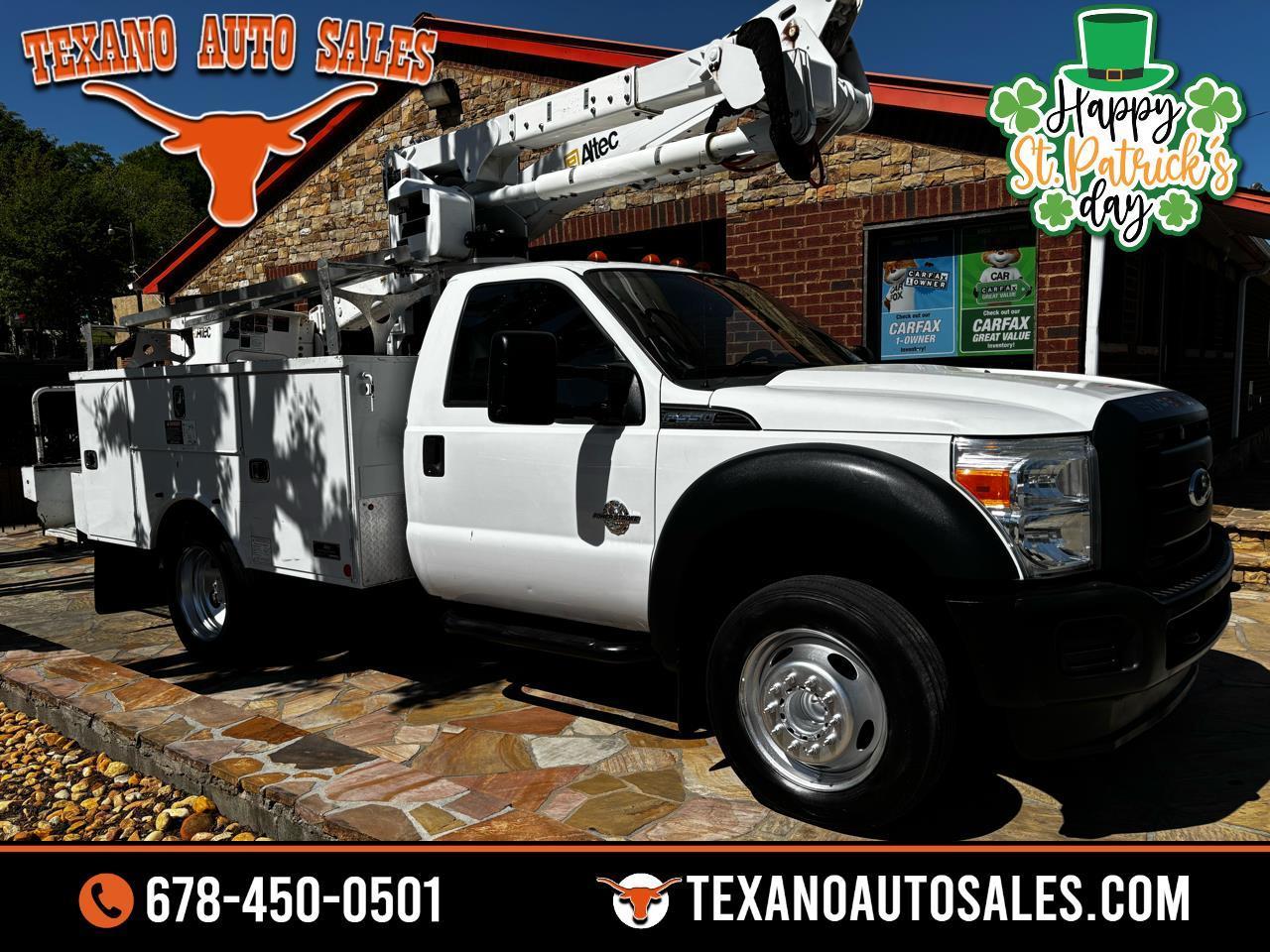 Ford Super Duty F-550 DRW 2WD Reg Cab 165" WB 84" CA XLT 2015