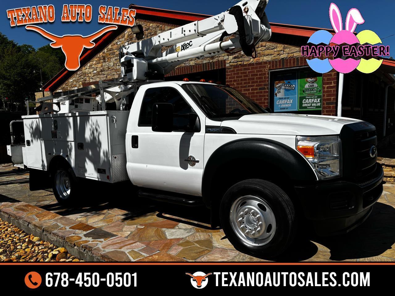 Ford Super Duty F-550 DRW 2WD Reg Cab 165" WB 84" CA XLT 2015