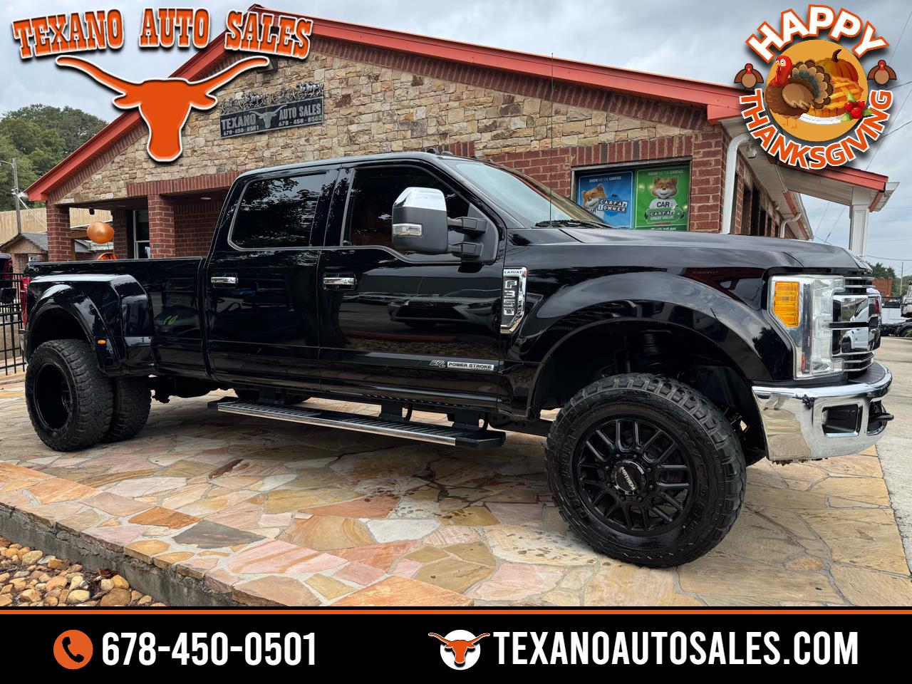 2017 Ford Super Duty F-350 DRW Lariat 4WD Crew Cab 8' Box