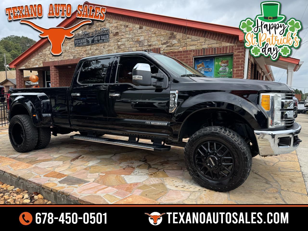 2017 Ford Super Duty F-350 DRW Lariat 4WD Crew Cab 8' Box