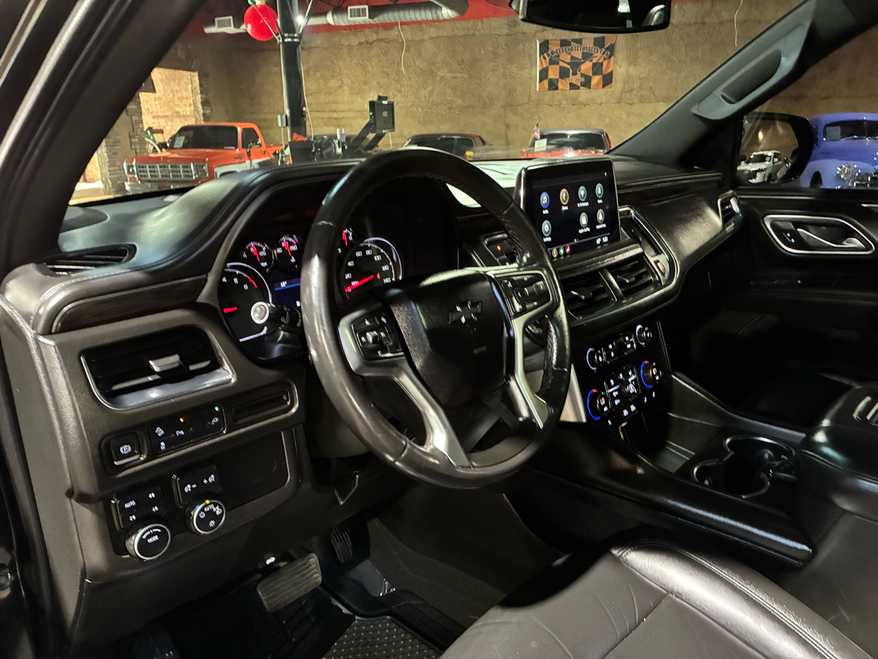 Chevrolet Tahoe 4WD 4dr Z71 2021