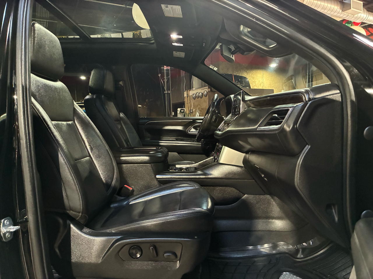 Chevrolet Tahoe 4WD 4dr Z71 2021