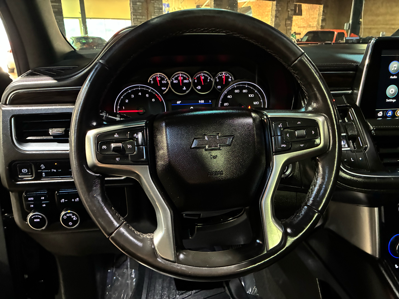 Chevrolet Tahoe 4WD 4dr Z71 2021