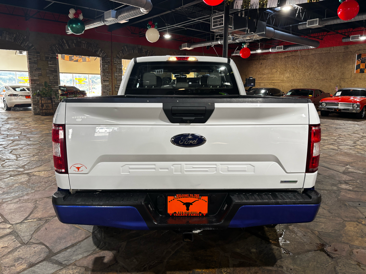 Ford F-150 2WD Reg Cab 122.5" XLT 2018