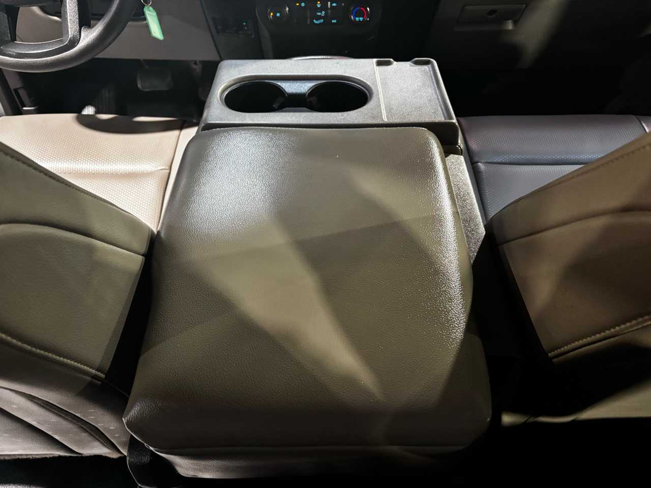 Ford F-150 2WD Reg Cab 122.5" XLT 2018