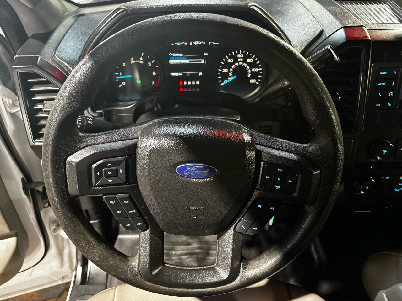 Ford F-150 2WD Reg Cab 122.5" XLT 2018