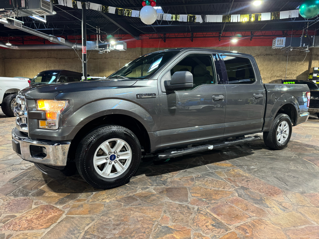 Ford F-150 2WD SuperCrew 157" King Ranch 2016