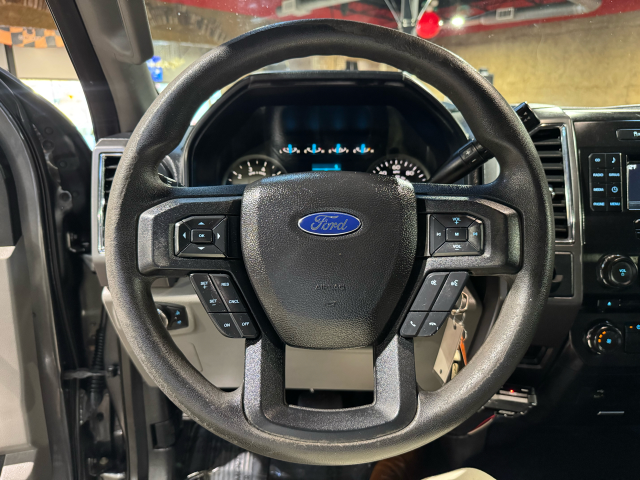 Ford F-150 2WD SuperCrew 157" King Ranch 2016