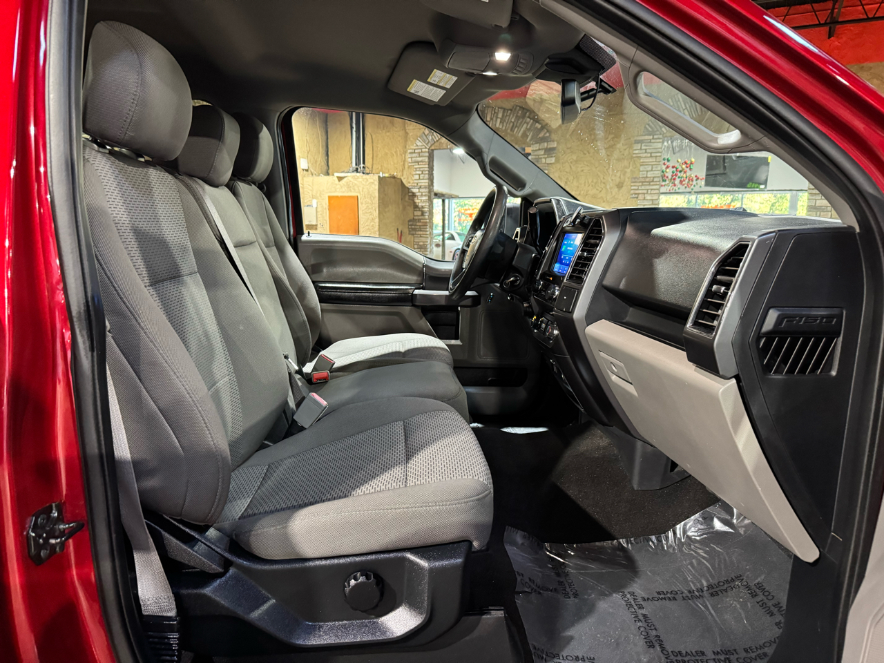 Ford F-150 2WD SuperCrew 139" XLT 2020