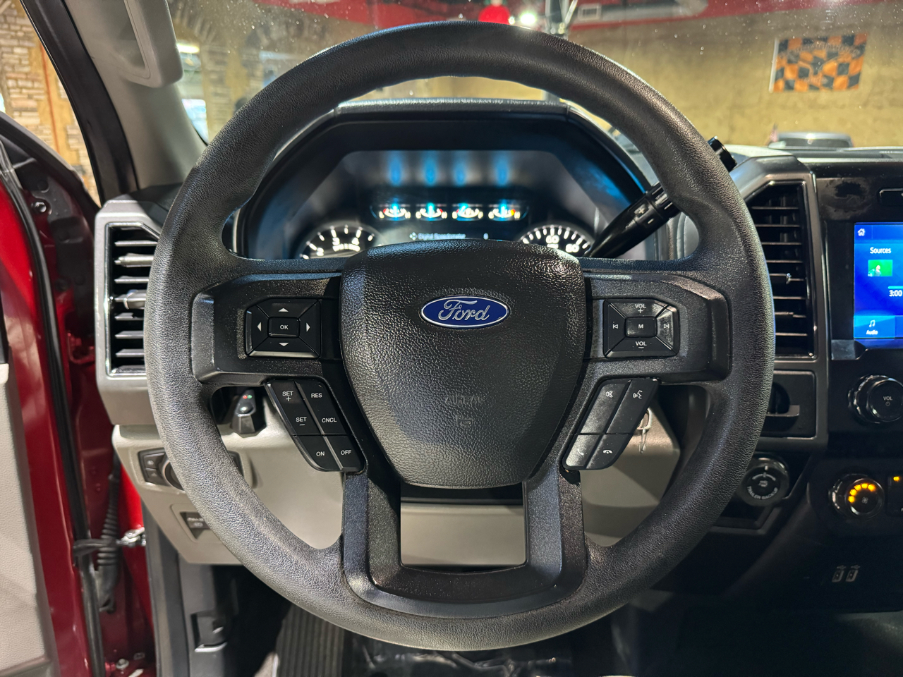 Ford F-150 2WD SuperCrew 139" XLT 2020
