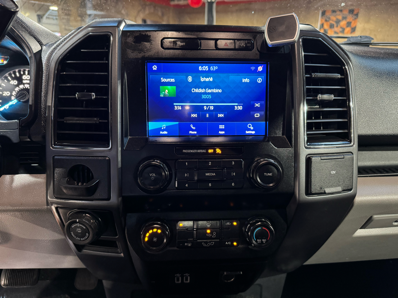 Ford F-150 2WD SuperCrew 139" XLT 2020