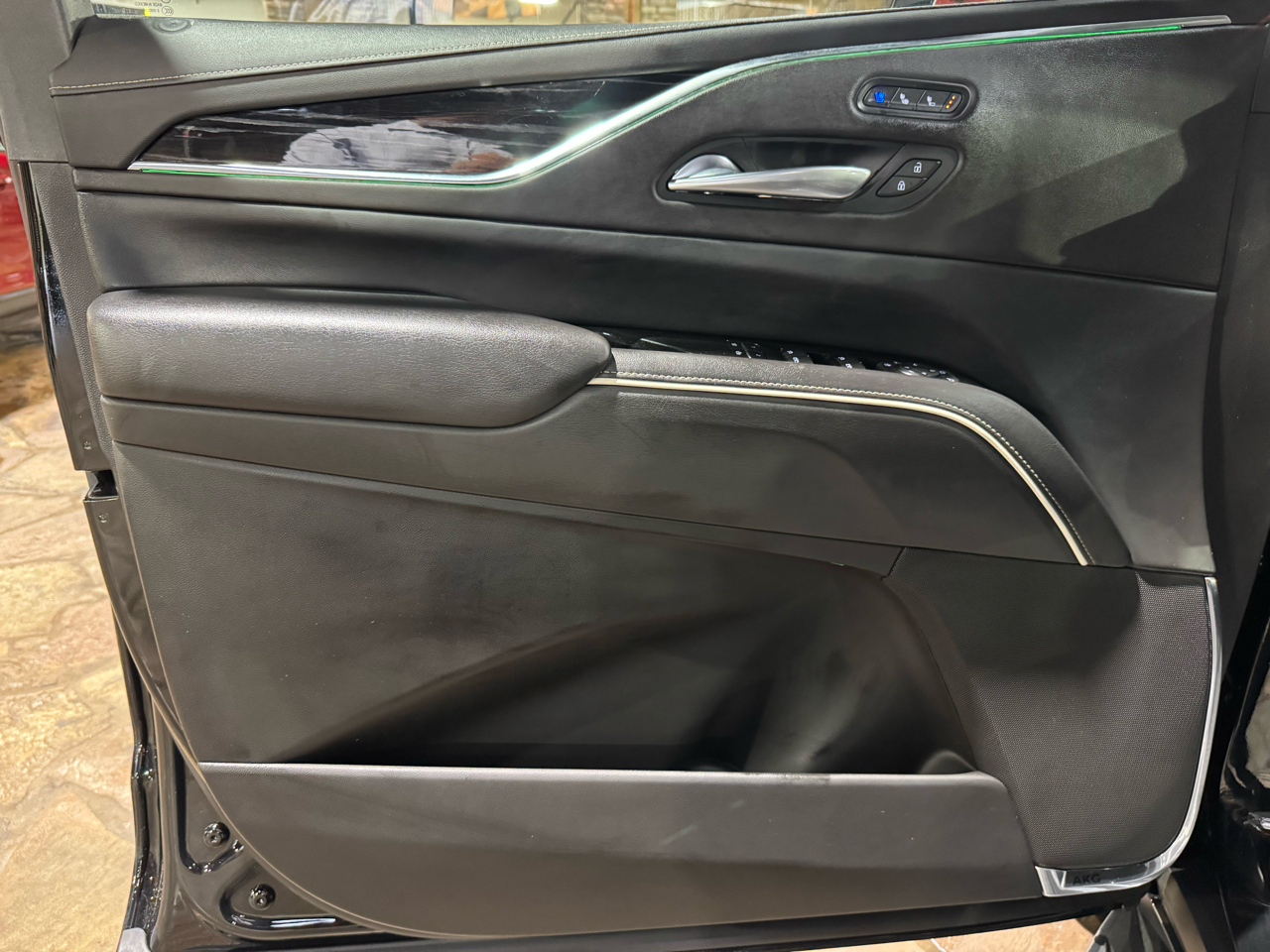 Cadillac Escalade ESV 4WD 4dr Sport 2022