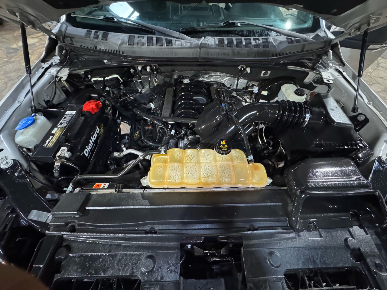 Ford F-150 2WD SuperCrew 157" XLT 2015