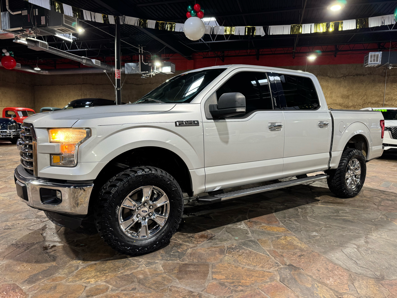 Ford F-150 2WD SuperCrew 157" XLT 2015