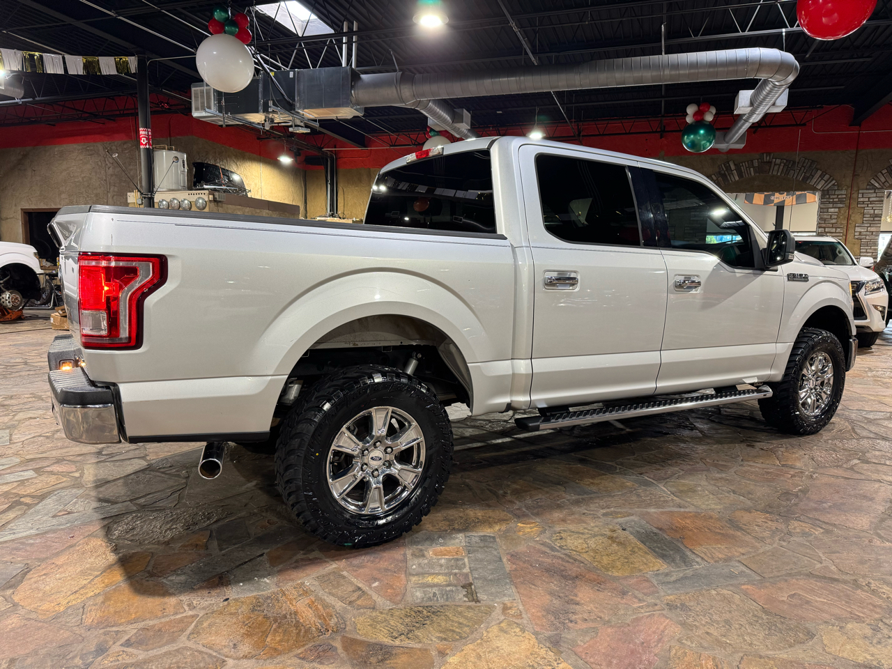Ford F-150 2WD SuperCrew 157" XLT 2015