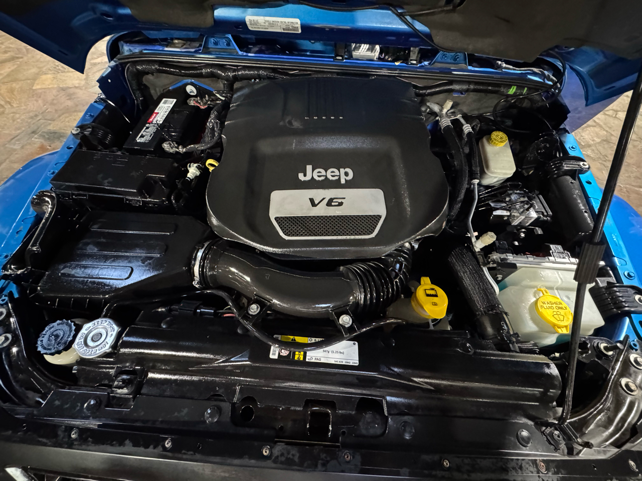 Jeep Wrangler Unlimited 4WD 4dr Sahara 2015