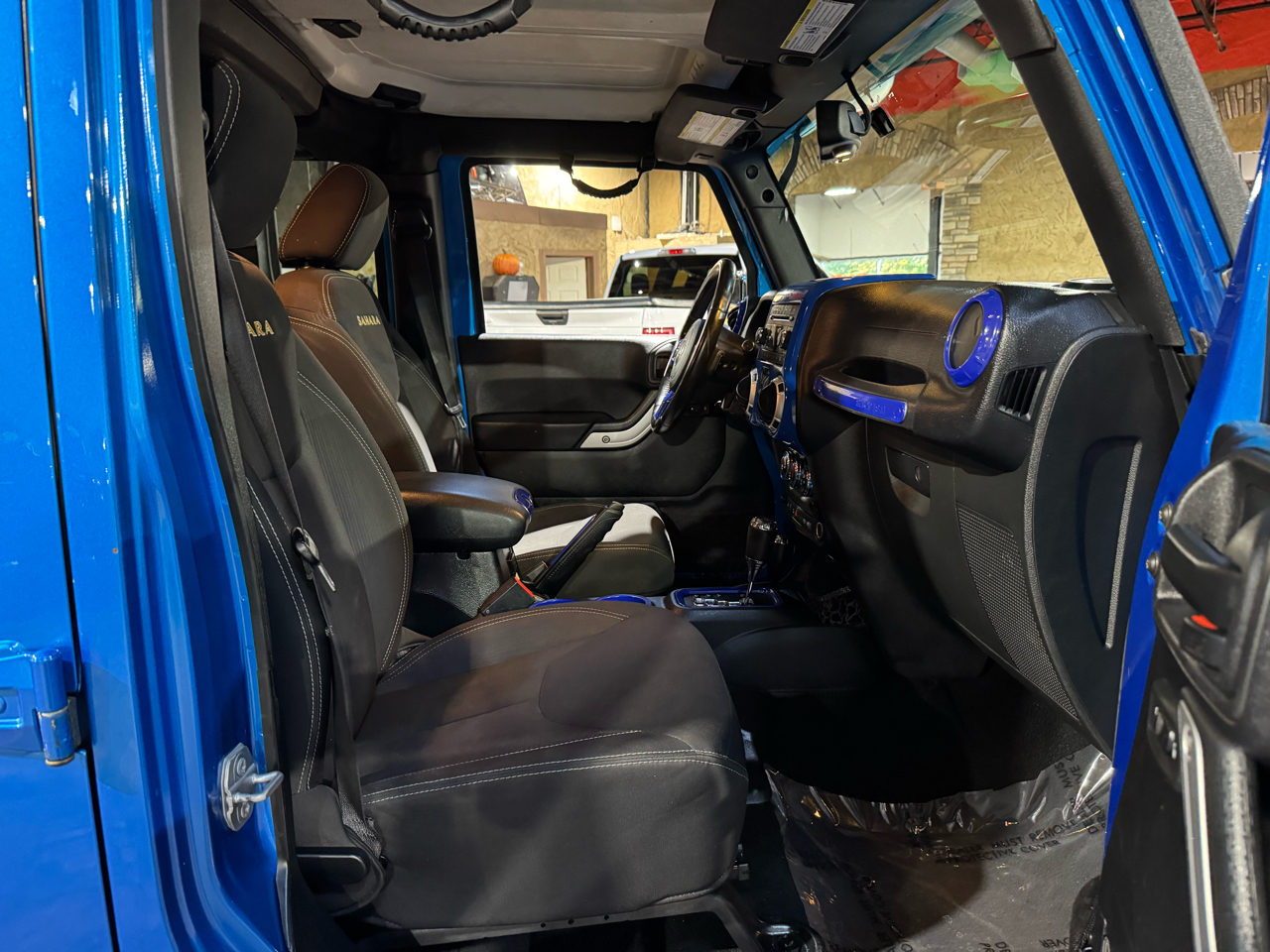 Jeep Wrangler Unlimited 4WD 4dr Sahara 2015