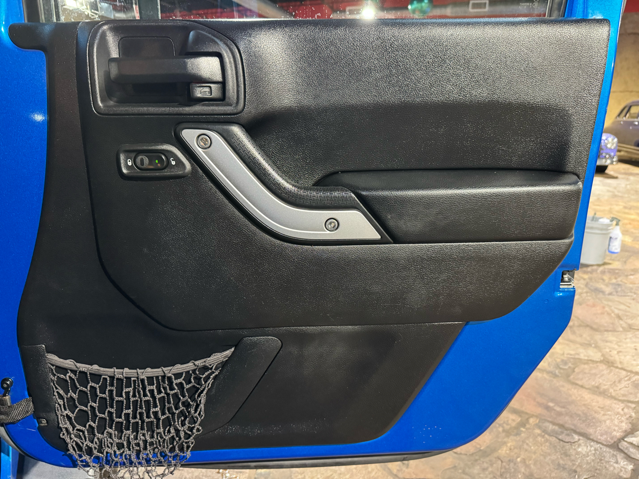 Jeep Wrangler Unlimited 4WD 4dr Sahara 2015