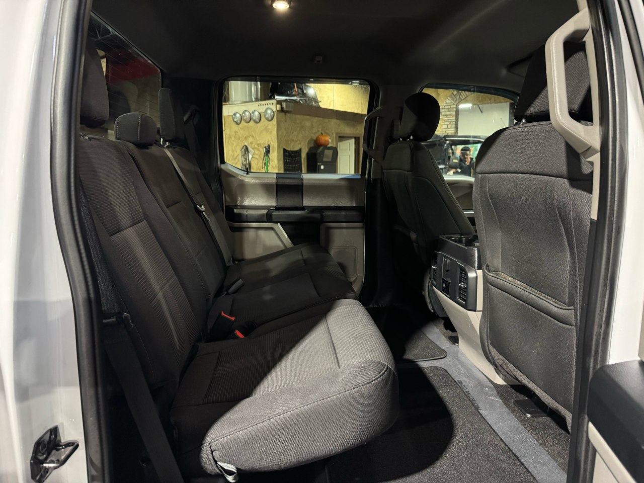 Ford F-150 2WD SuperCrew 145" STX 2020