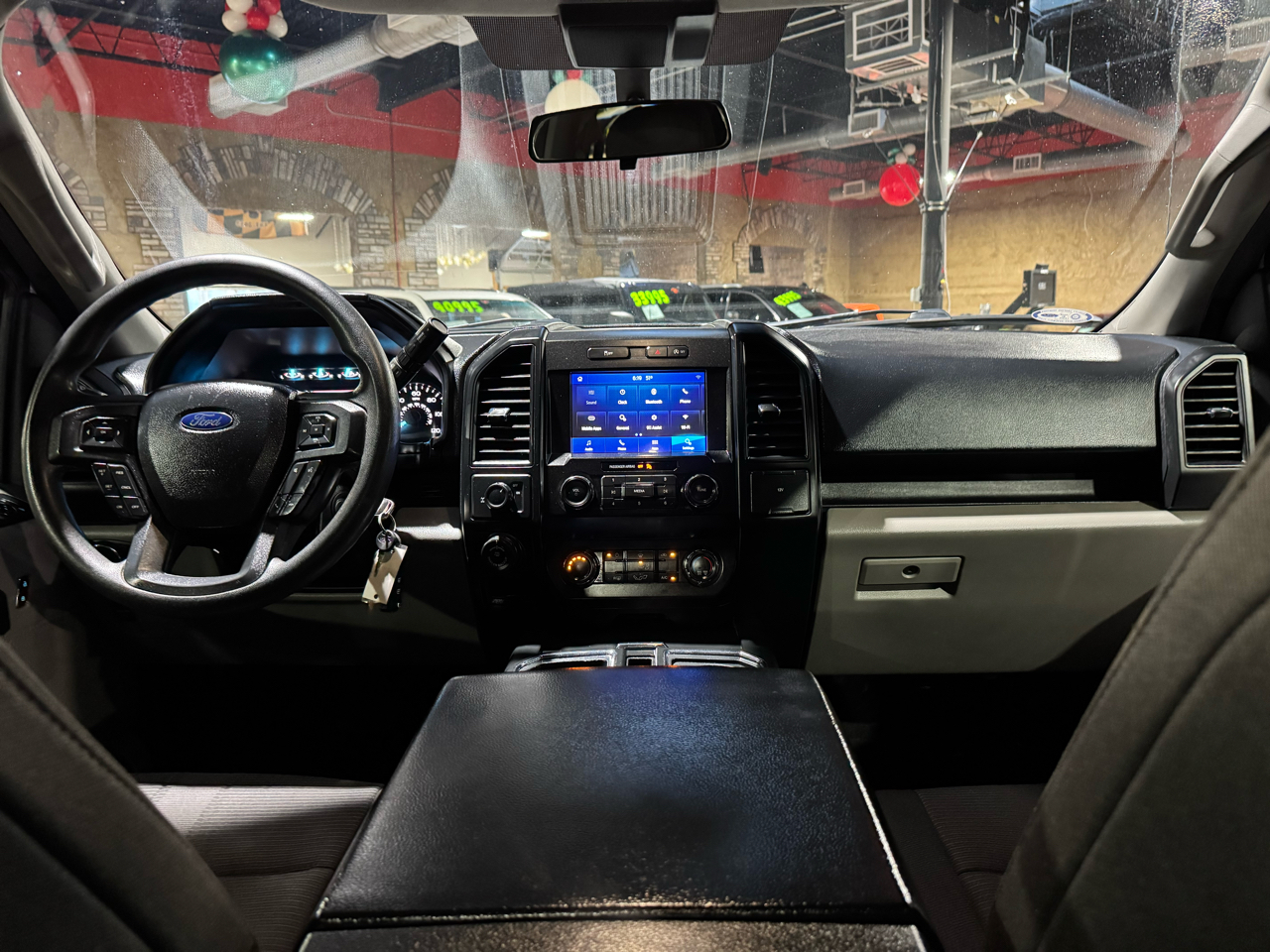 Ford F-150 2WD SuperCrew 145" STX 2020