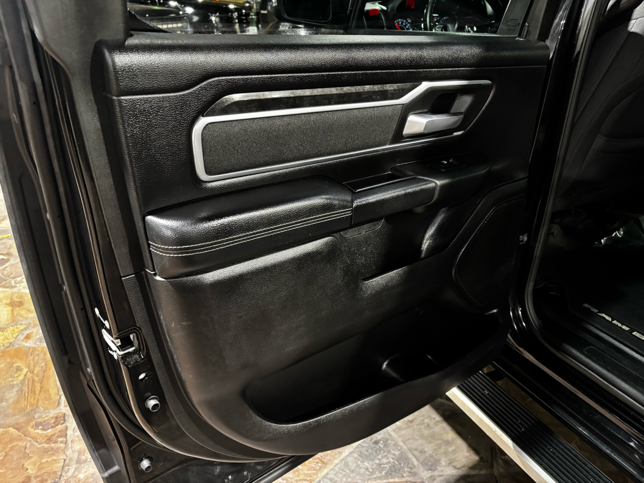 RAM 1500 Big Horn/Lone Star 4x2 Crew Cab 5'7" Box 2019